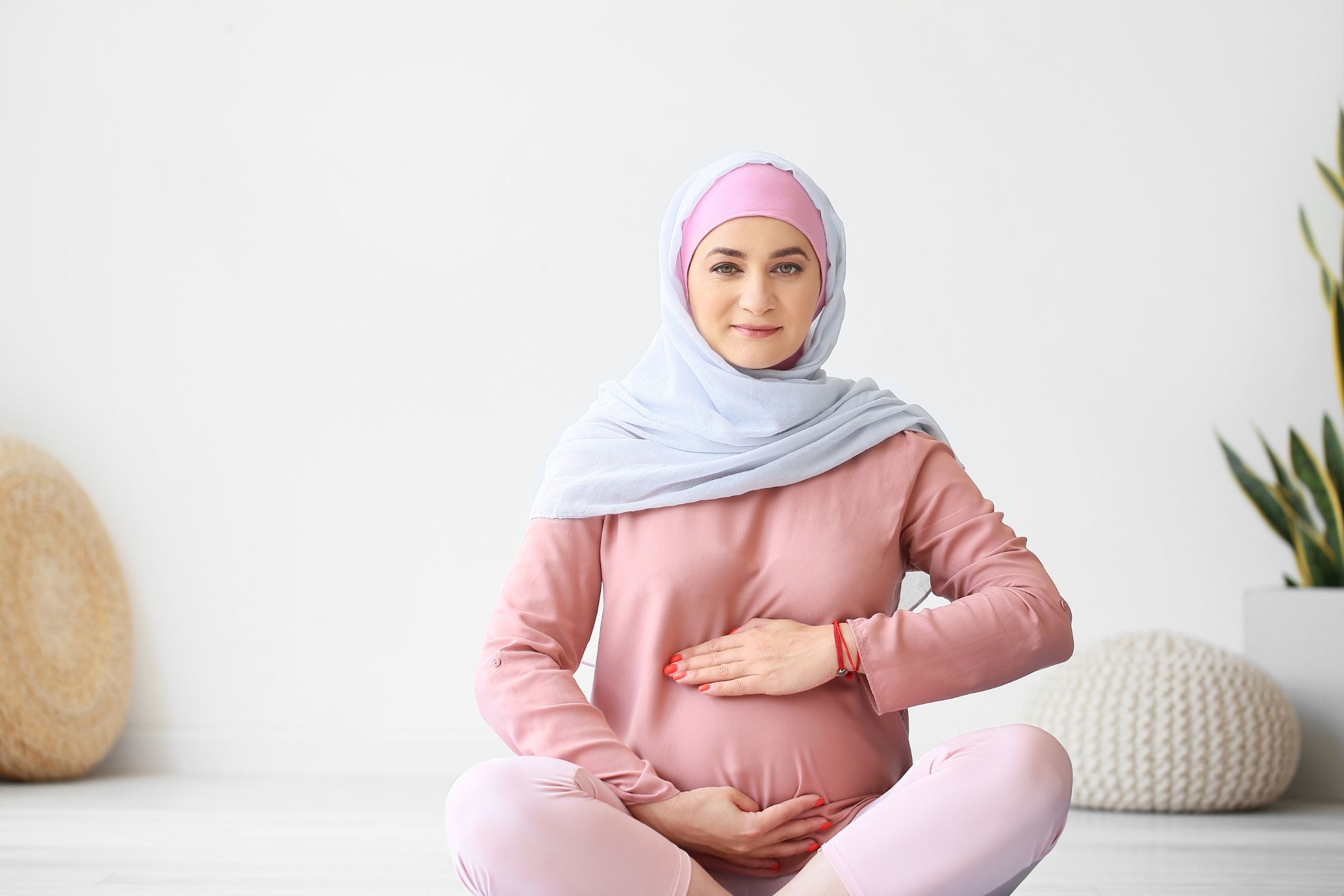 pregnant women hijab 2